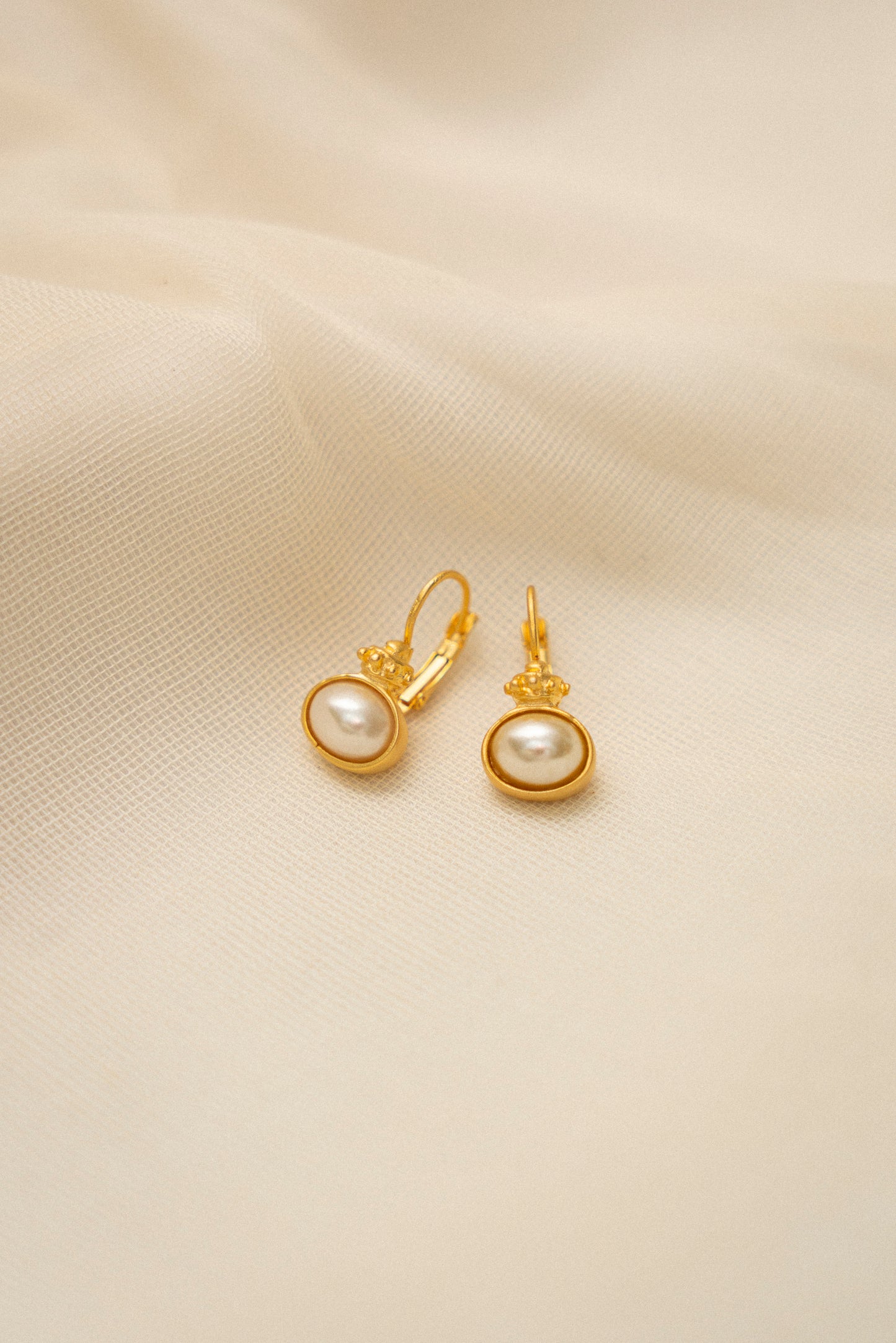 Pearl Hoop Drop
