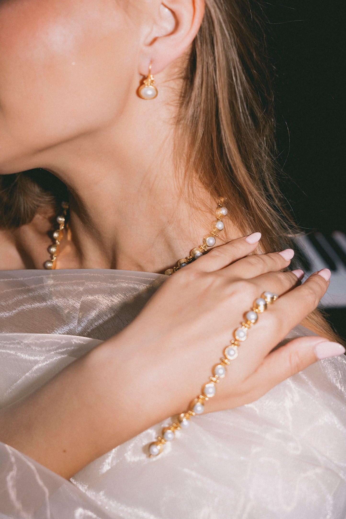 Pearl Hoop Drop
